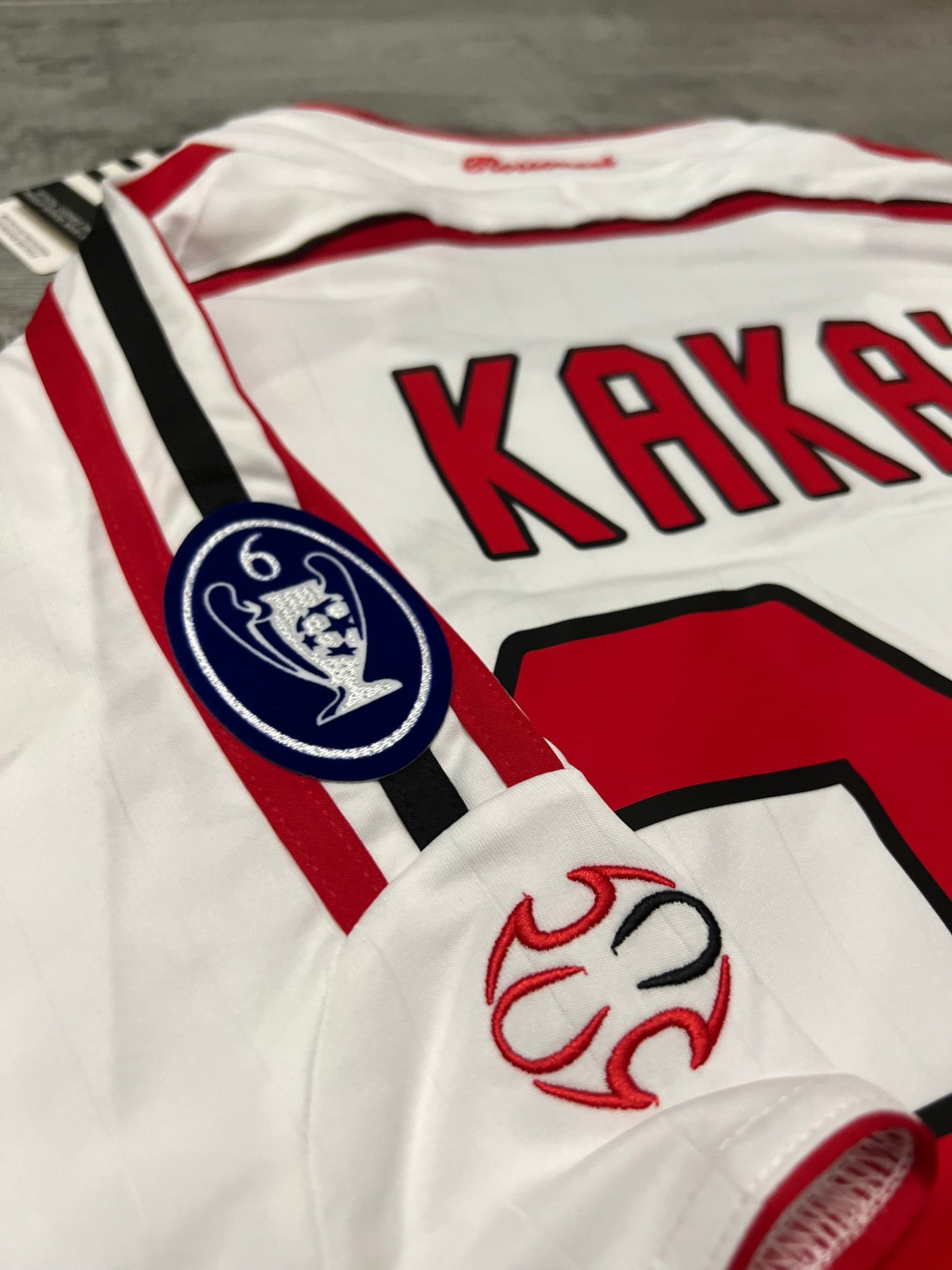 Kaka A2006-2007 Football Shirt Ac Milan Away White Retro Soccer Jersey