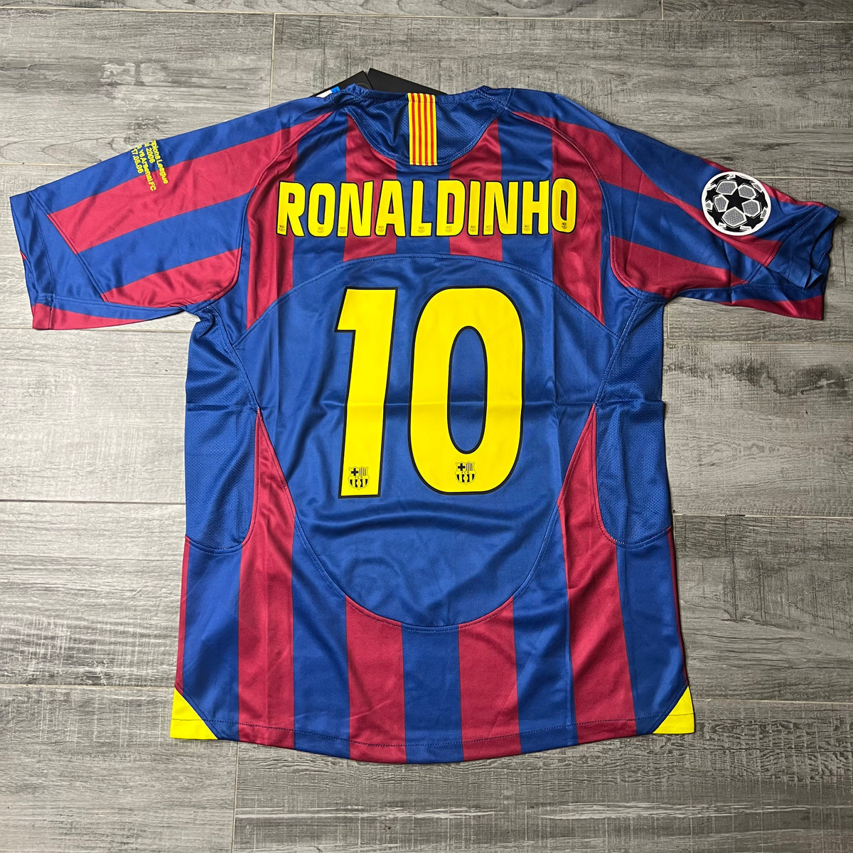 Fc Barcelona 2005-06 Jersey #10 Home Long Sleeve Football Shirt Ronaldinho